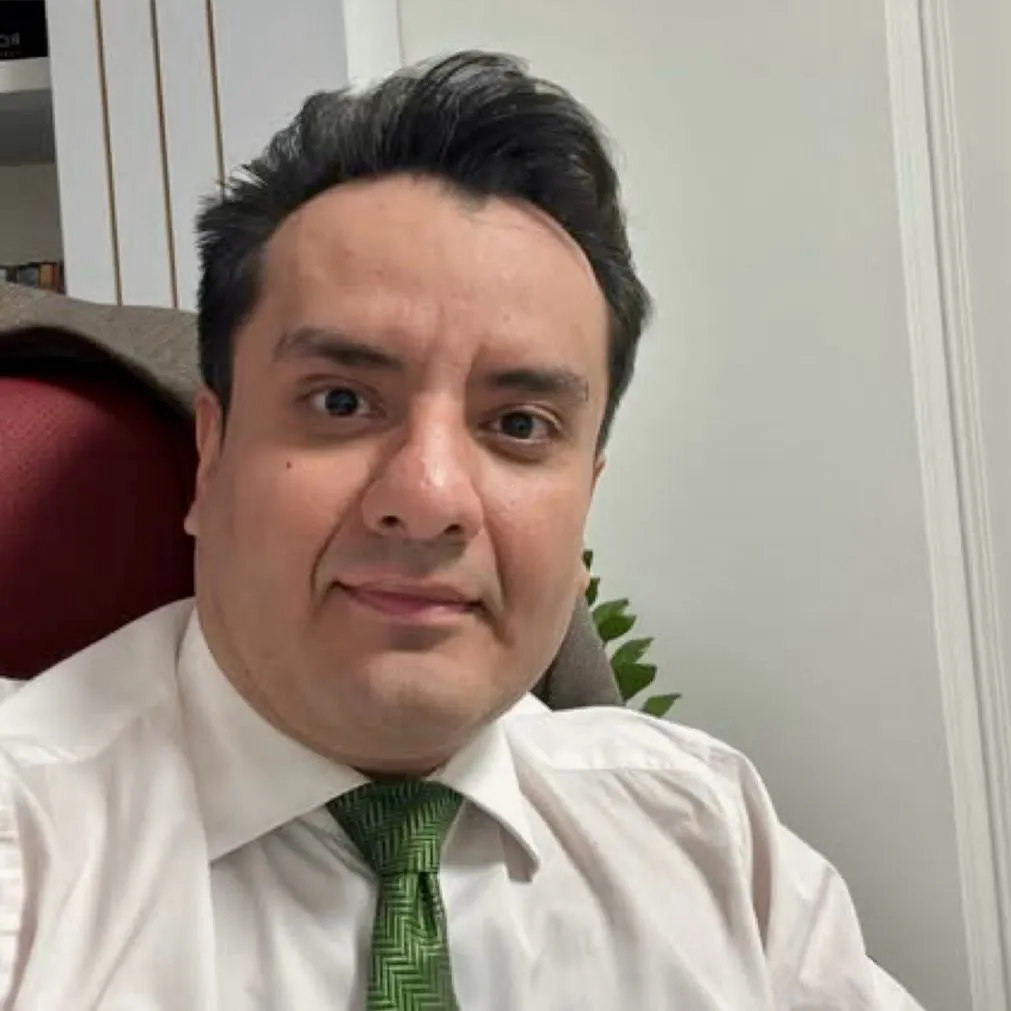 دکتر میثم قنبری