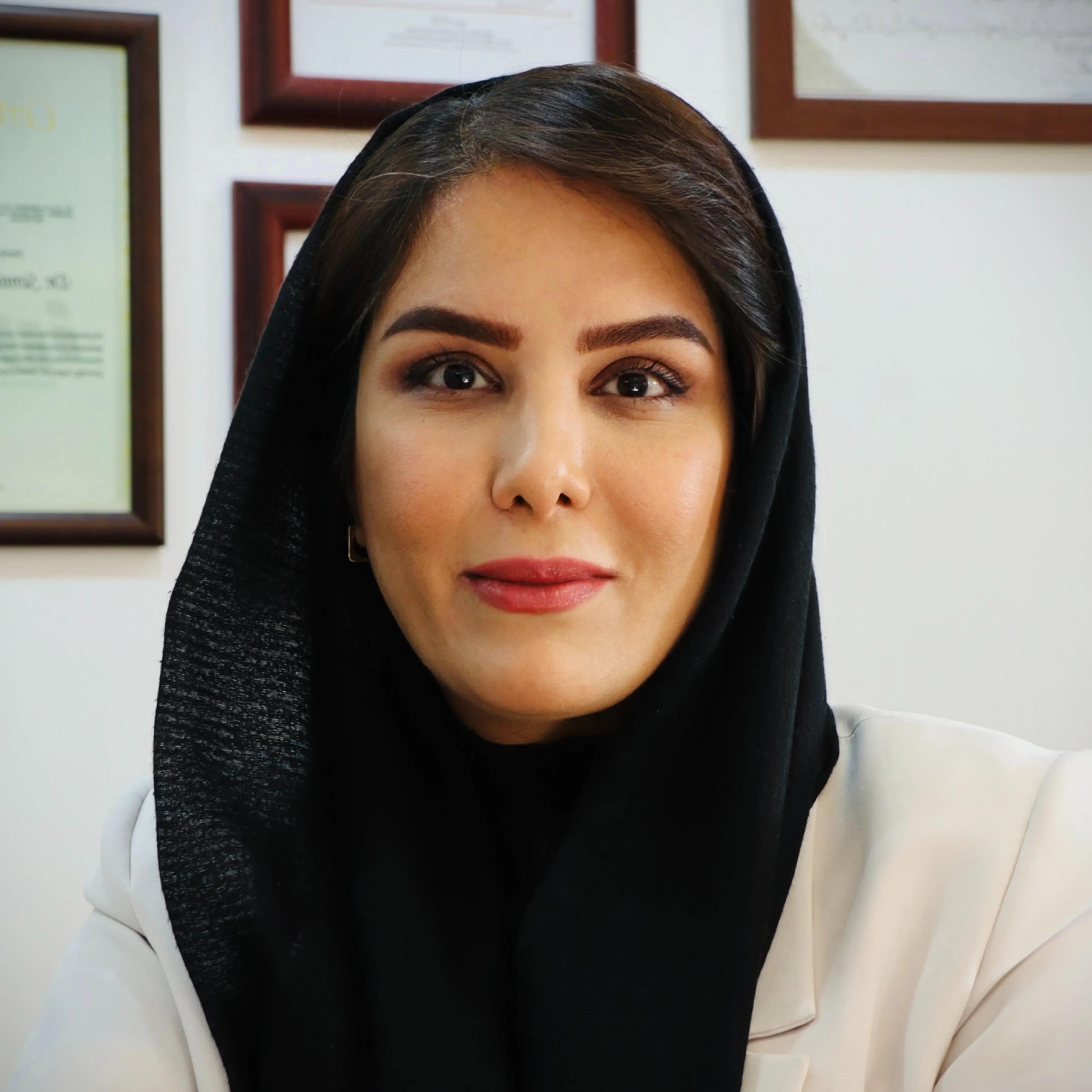 دکتر سمیرامیس هوشیار